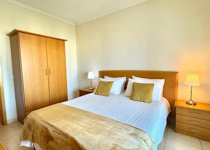 Praia Da Rocha, 502, Charming Apartment, Air Conditioning, Swimming Pool,Free Wifi, Faia By Ig Apartment