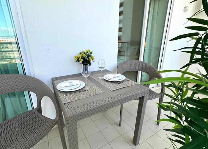 Da Rocha, 502, Charming Apartment, Air Conditioning, Swimming Pool,free Wifi, Faia By Ig * Портиман