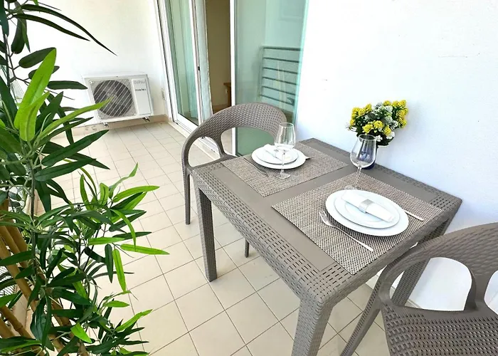 Da Rocha, 502, Charming Apartment, Air Conditioning, Swimming Pool,free Wifi, Faia By Ig Портиман